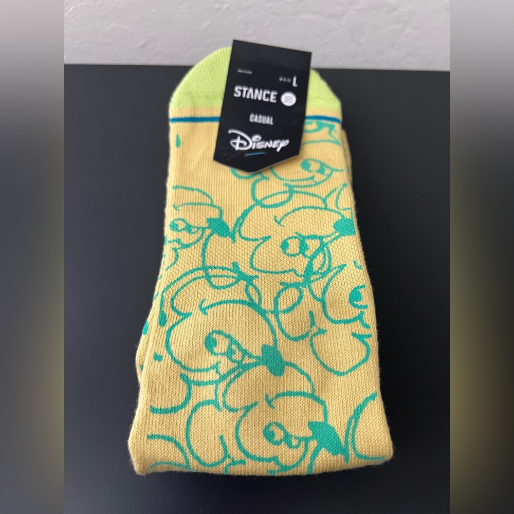 Stance Disney Mickey Mouse Dillon Froelich Crew Socks Art Mens Size Large - Picture 2 of 3